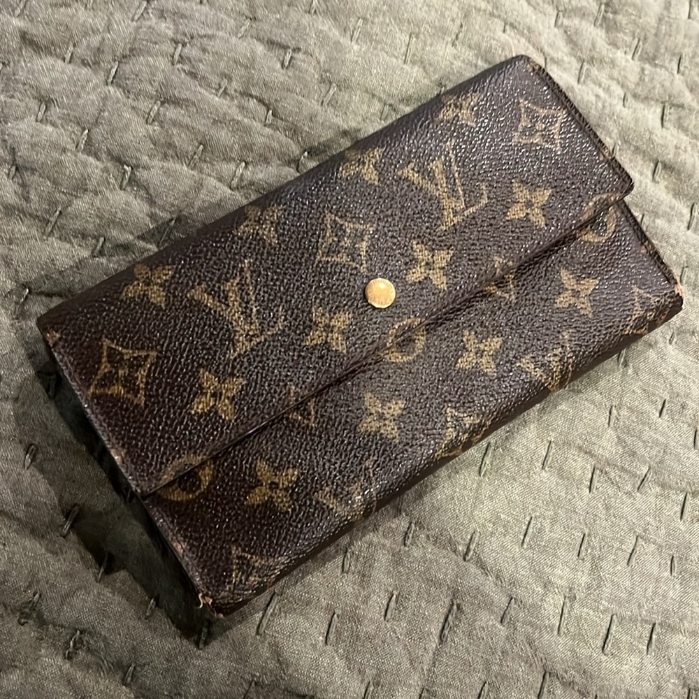 Louis Vuitton Brown Monogram tri-fold Wallet